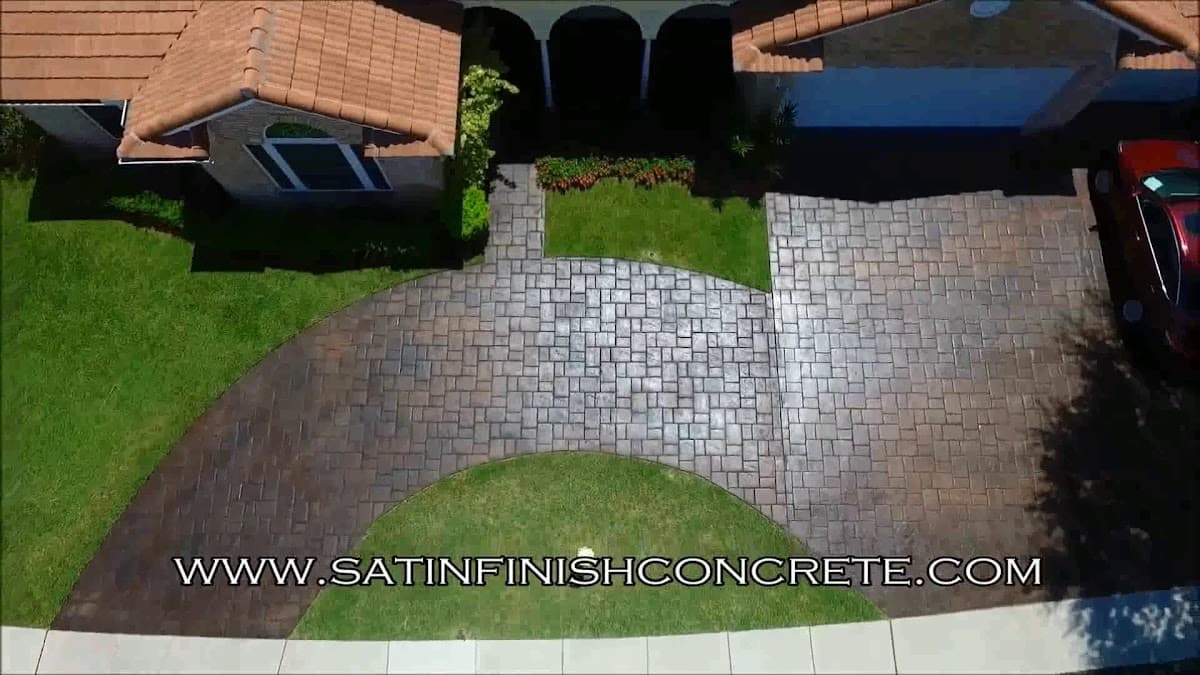 Satin Finish Epoxy Flooring — photo 3