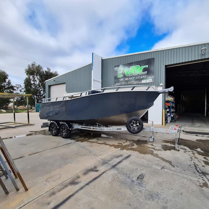 Vic Blast And Coat — photo 4
