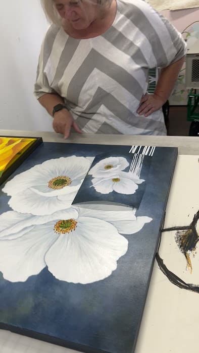 Bells Fine Art — photo 2