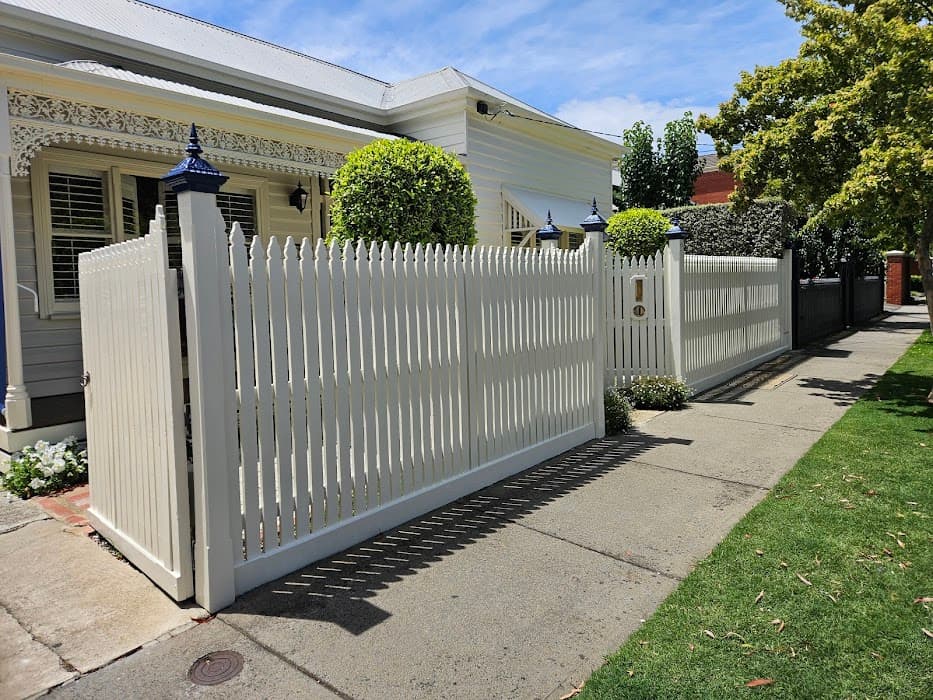 East Melbourne Painting — photo 3