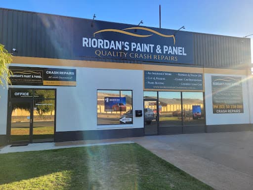 Riordan's Paint & Panel - Quality Crash Repairs. RPP