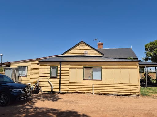 Oestlund Roofing