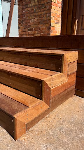 In 'N' Out Carpentry